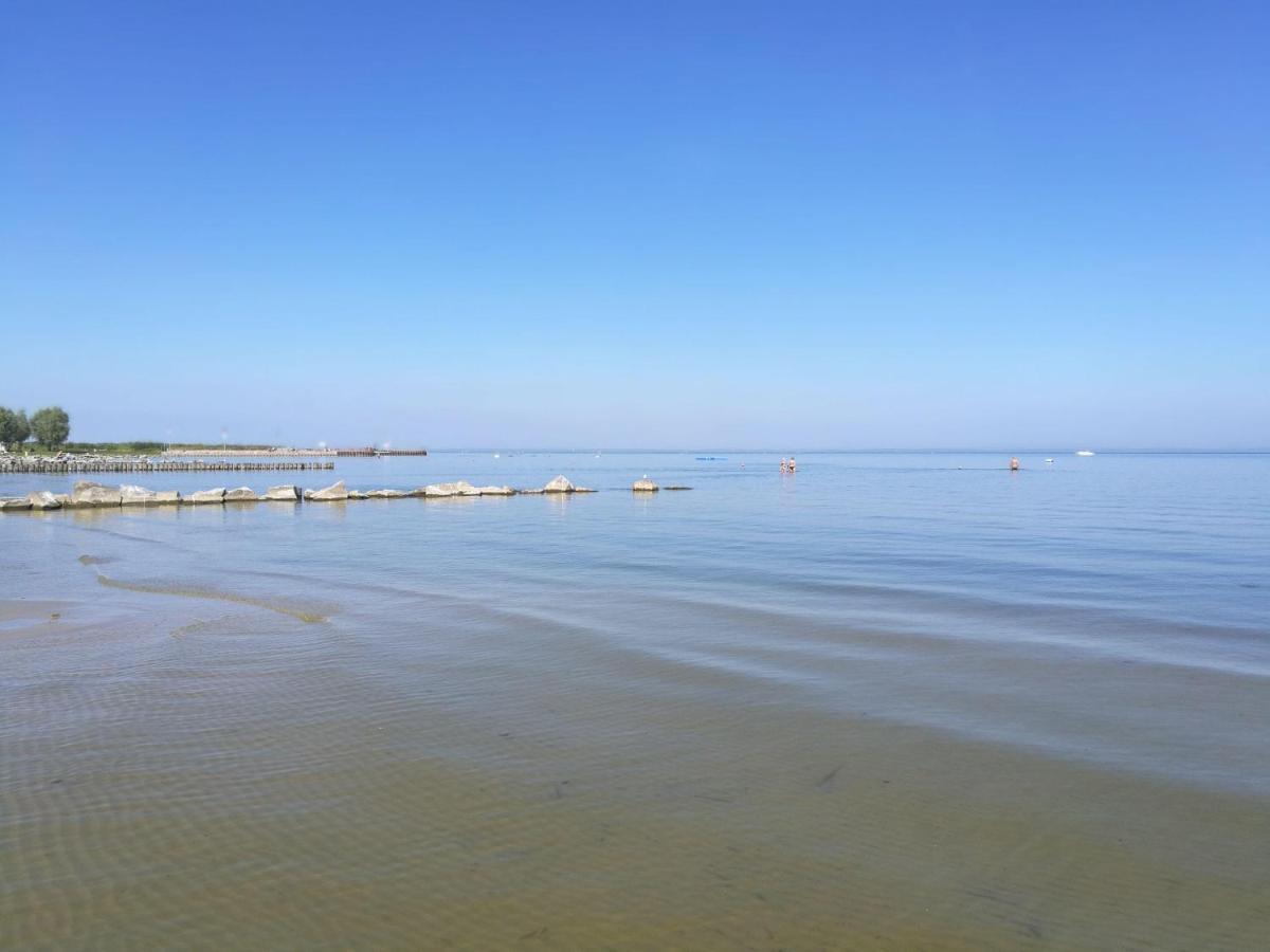 Fewo-Fuer-2-Pers-Hafenblick-2-Ueckermuende-Stettiner-Haff-Ostsee-Direkt-Yachthafen Apartment Exterior foto